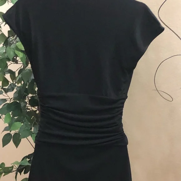 Max & Cleo Sexy Black Straight Dress. Preowned - Picture 6 of 7